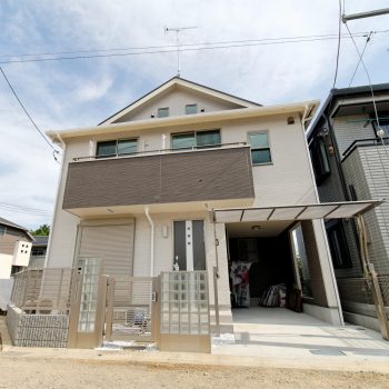 稲城市：ビルトイン車庫付き2階建て住宅・長期優良住宅先導モデル（26坪）