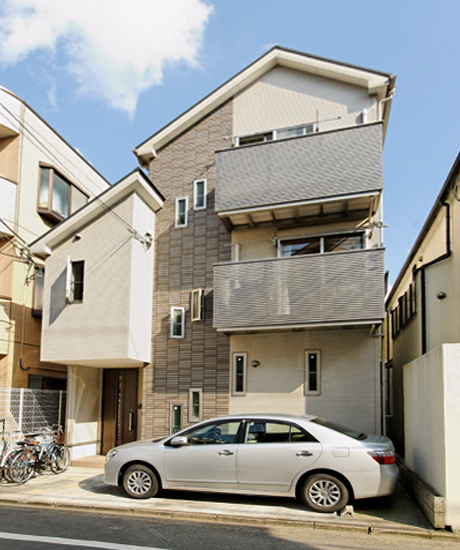 準工業地域で建てる2階キッチンの3階建て注文住宅：武蔵野市